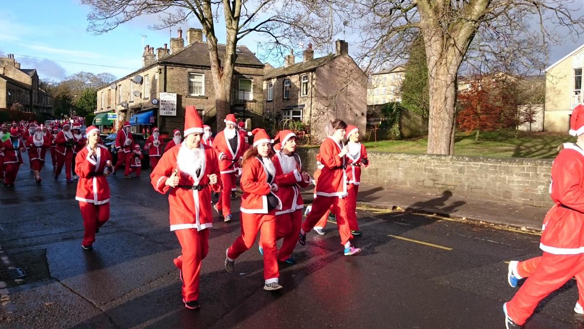 Santa Run 2016 - picture by Judy Probst
